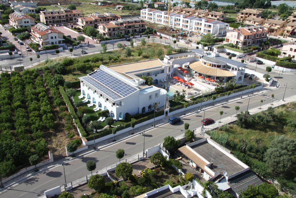 Ganimede Hotel Sperlonga Exterior foto